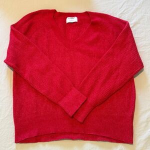 Women's Old Navy V-Neck Sweater Red Size Small